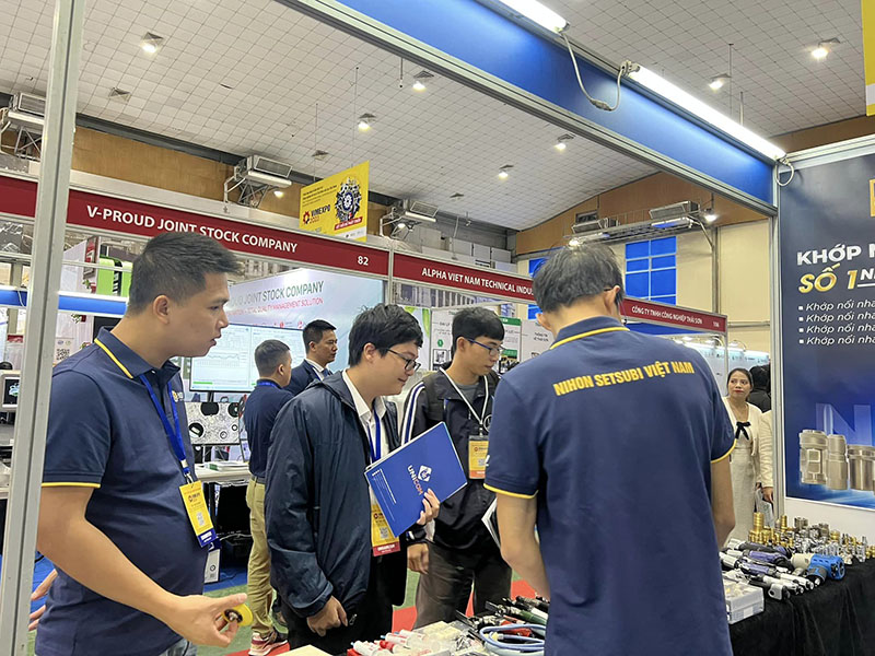 Gian hàng của chúng tôi nhận được rất nhiều sự quan tâm từ phía khách hàng
