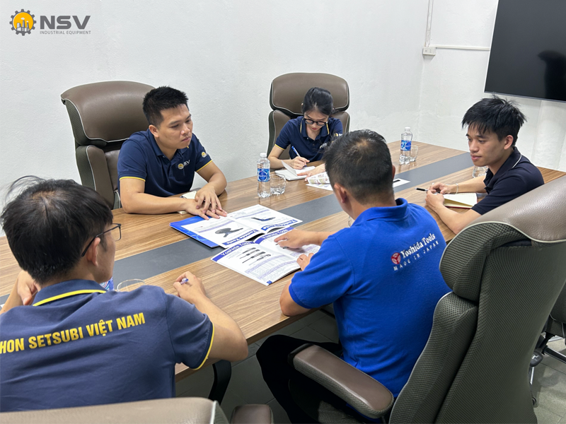 Nihon Setsubi đón tiếp giám đốc thương hiệu thiết bị công nghiệp Yoshida - Nhật Bản