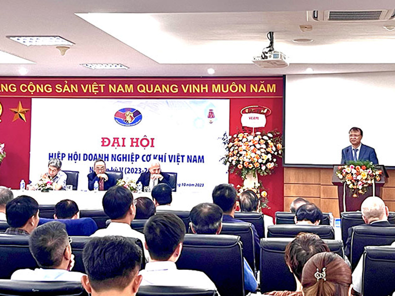  Phát triển và tạo thị trường mới cho ngành cơ khí